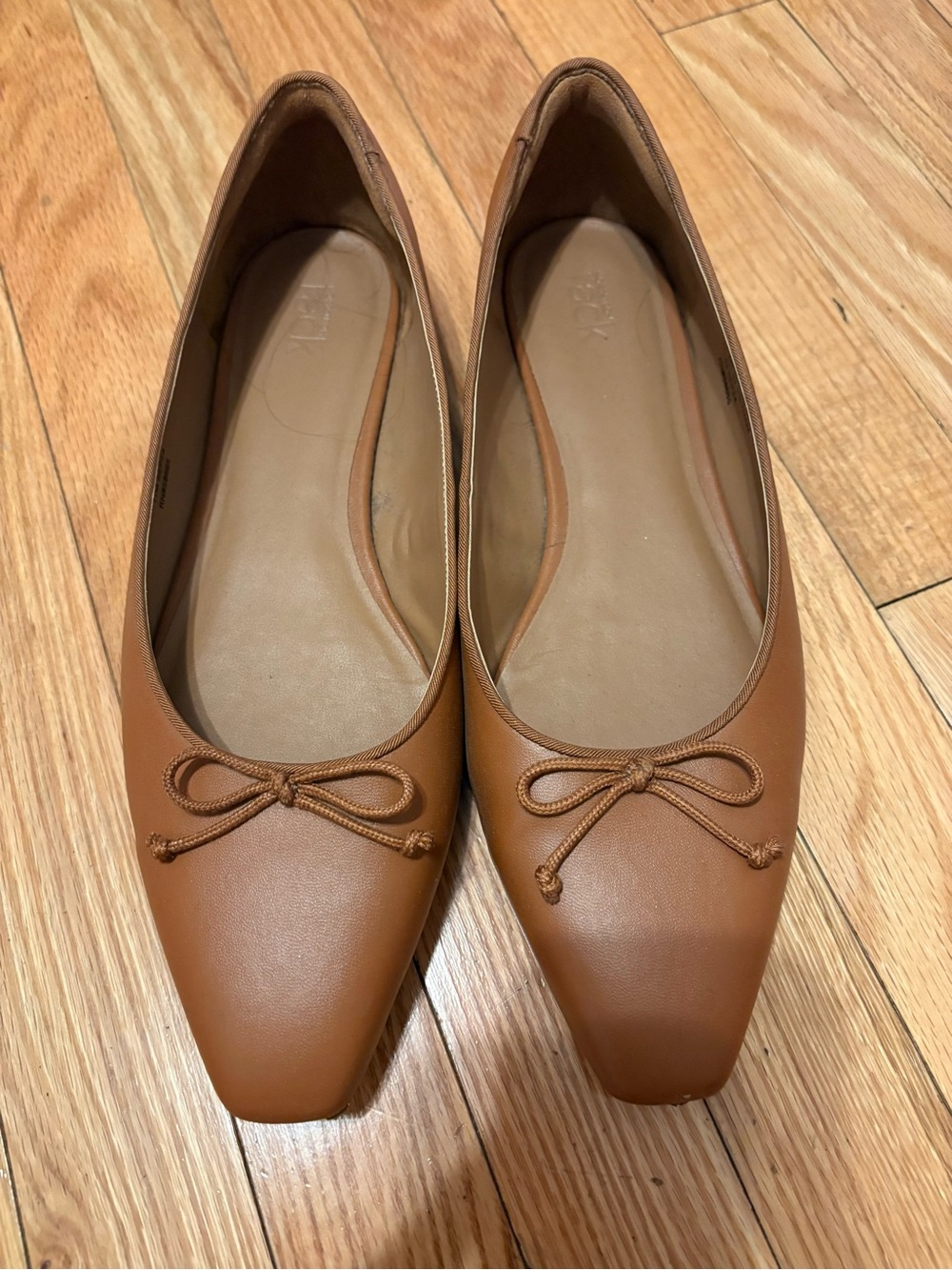 Classic Women's Brown Ballet Flats with Bow - Size 11